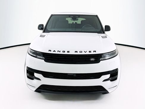 Used 2025 Land Rover Range Rover Sport Dynamic SE AWD/4WD image 2