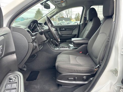 Used 2017 Chevrolet Traverse LT w/ Graphite Special Edition image 9