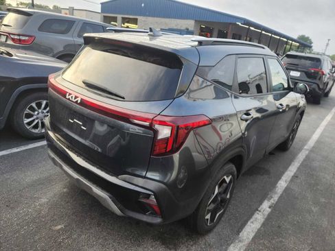Used 2025 Kia Seltos S FWD image 6