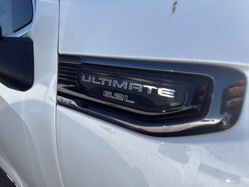 Used 2024 GMC Sierra 1500 Denali Ultimate image 4