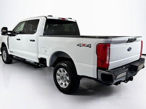 Used 2024 Ford F250 XLT image 7