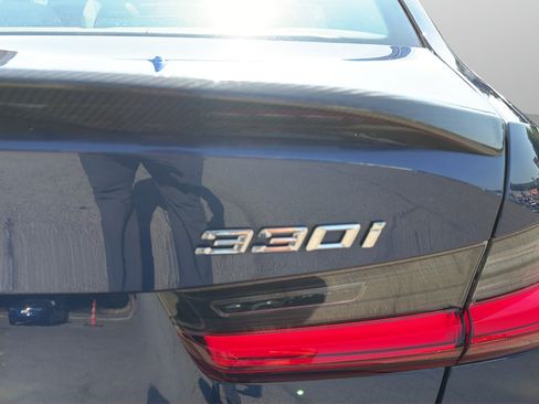 Used 2020 BMW 330i xDrive Sedan w/ Convenience Package AWD/4WD image 36