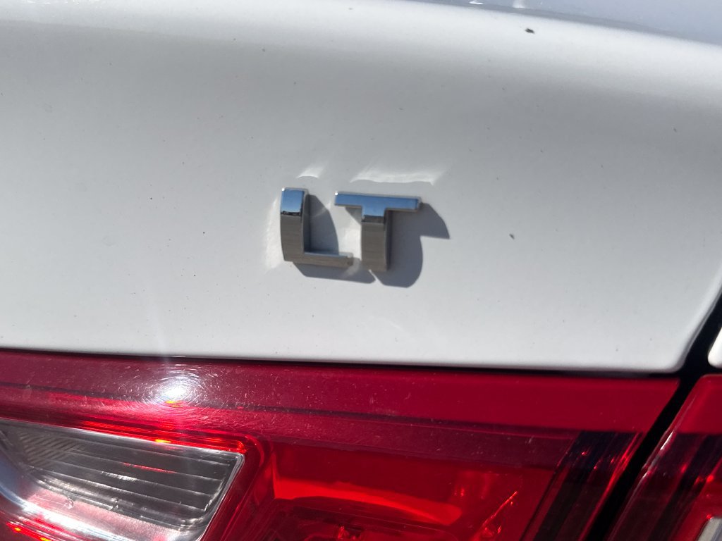 Used 2024 Chevrolet Malibu LT FWD image 8