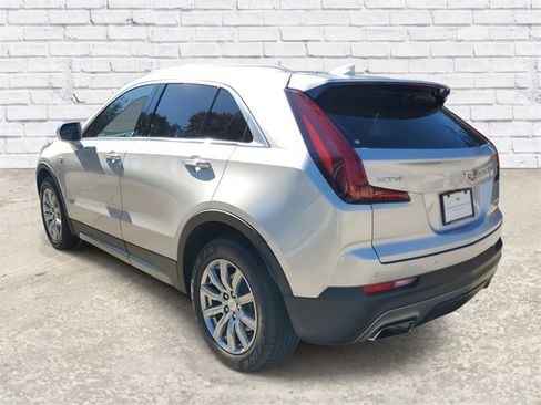 Used 2019 Cadillac XT4 Premium Luxury image 2