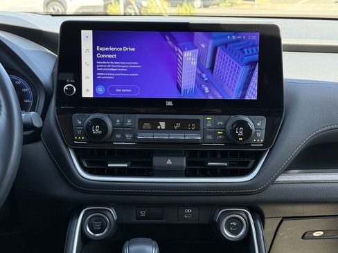 Used 2024 Toyota Grand Highlander Platinum image 24