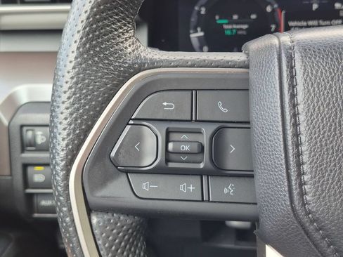 Used 2024 Toyota Tacoma TRD Off-Road w/ TRD Off Road Upgrade Package AWD/4WD image 23
