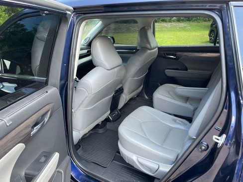 Used 2021 Toyota Highlander Platinum image 22