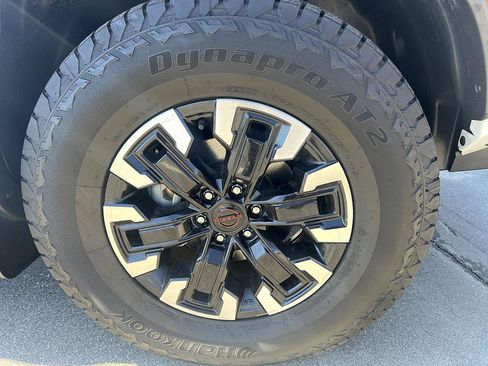 Certified 2023 Nissan Frontier PRO-4X w/ Pro Convenience Package image 12
