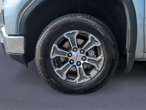 Used 2026 GMC Sierra 1500 SLT AWD/4WD image 30