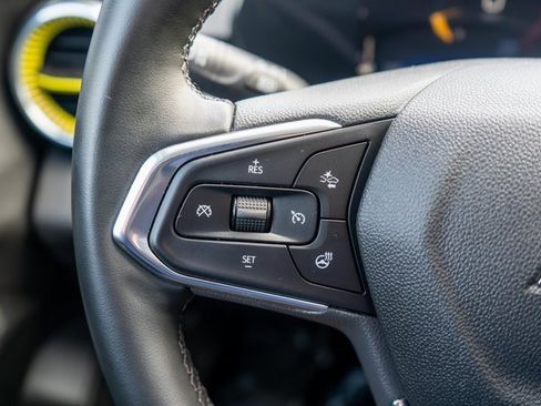 Used 2024 Chevrolet Trax LT w/ Driver Confidence Package image 22