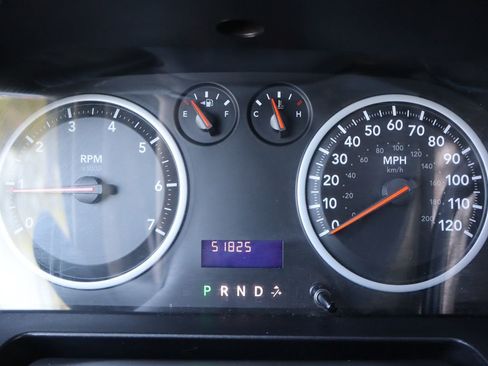 Used 2011 RAM 1500 ST w/ ST Popular Equipment Group AWD/4WD image 31