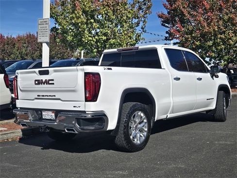 Used 2020 GMC Sierra 1500 SLT w/ SLT Premium Plus Package image 4