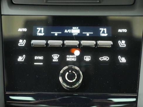 New 2026 Porsche Macan 4 Electric AWD/4WD image 22