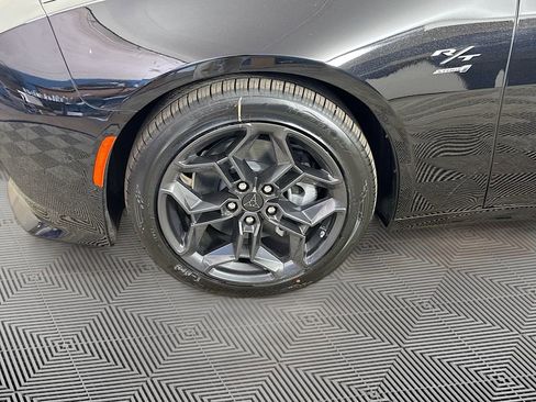 Used 2025 Dodge Charger Daytona R/T w/ Quick Order Package 25M R/T AWD/4WD image 33