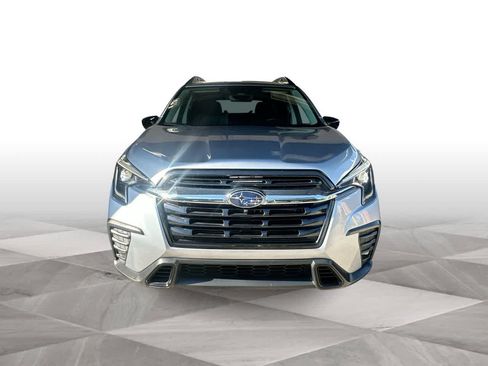Used 2025 Subaru Ascent Limited AWD/4WD image 3