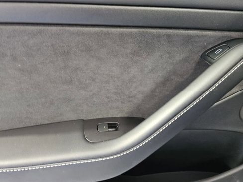 Used 2023 Tesla Model 3 Standard Range RWD image 11