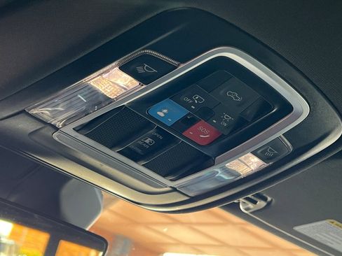 Used 2025 RAM 1500 Big Horn image 23