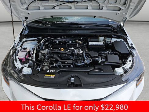 Used 2025 Toyota Corolla LE FWD image 38