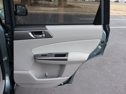 Used 2011 Subaru Forester 2.5X Limited w/ Utility Pkg image 25