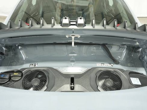 Used 2024 Porsche 911 Carrera GTS image 39