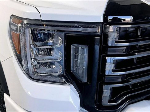 Used 2023 GMC Sierra 2500 AT4 w/ AT4 Premium Plus Package AWD/4WD image 28