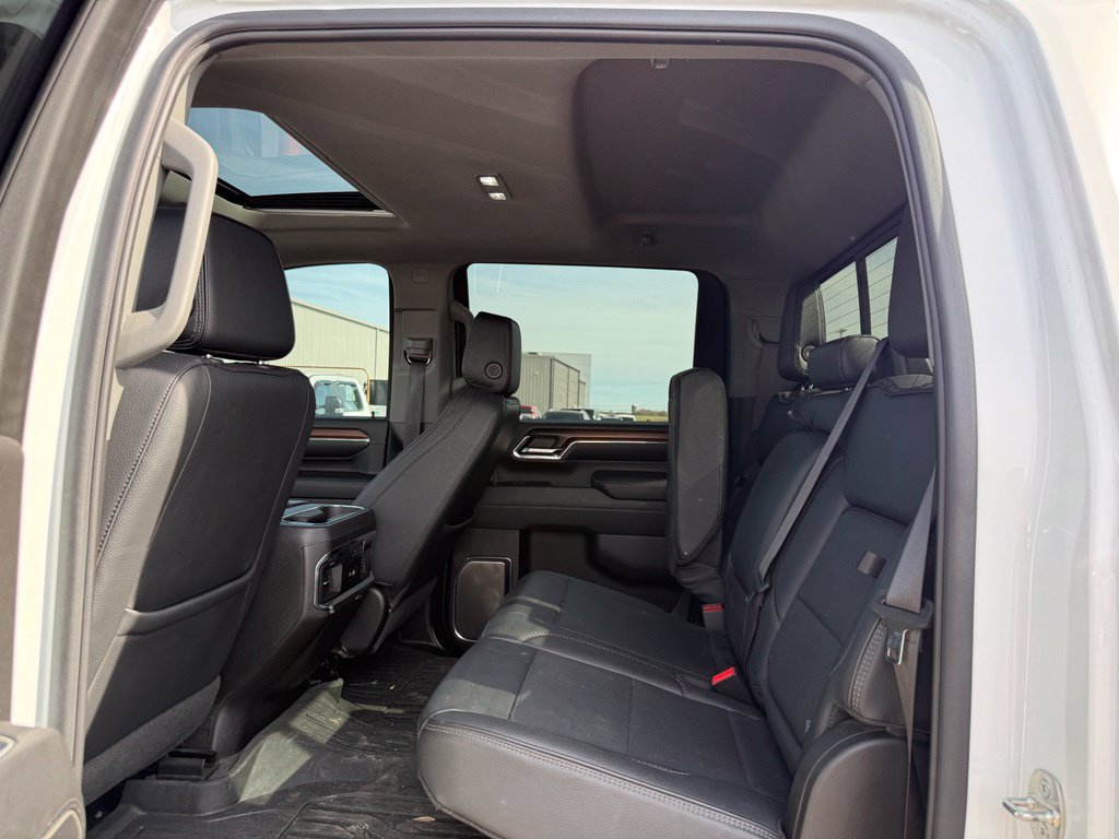 Used 2024 GMC Sierra 2500 Denali w/ Denali Reserve Package AWD/4WD image 8