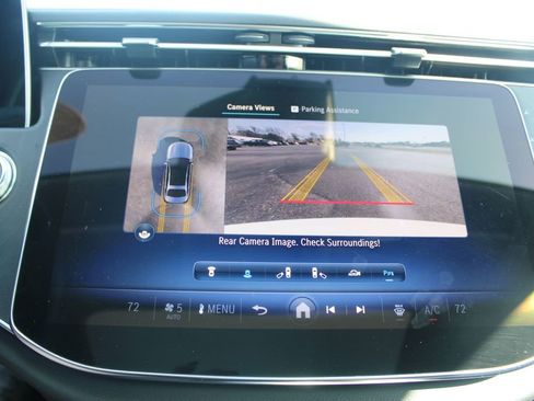 Used 2025 Mercedes-Benz E 350 Sedan image 46