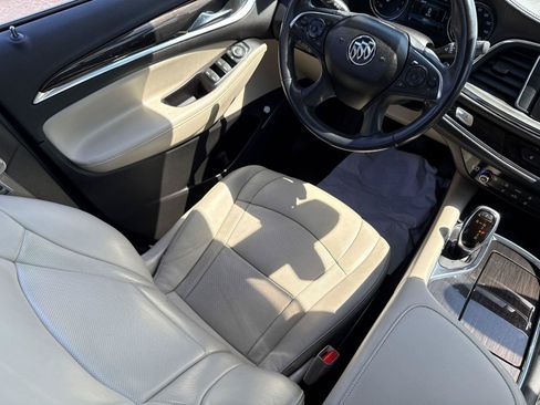 Used 2019 Buick Enclave Essence FWD image 26