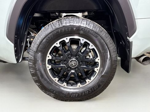 Used 2026 Toyota Tundra SR5 w/ TRD Off-Road Package AWD/4WD image 26