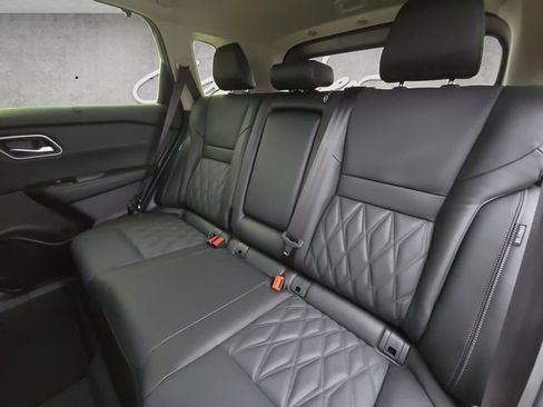 New 2026 Nissan Rogue Platinum image 22