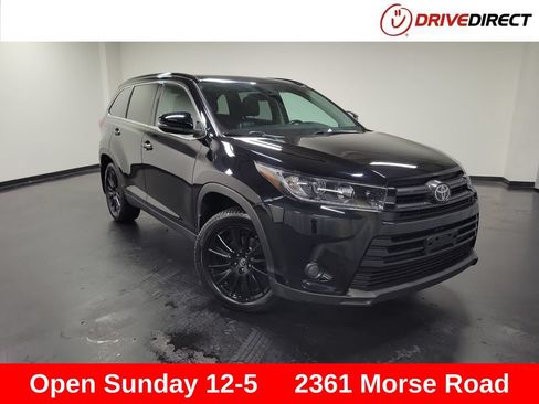 Used 2019 Toyota Highlander SE AWD/4WD image 1