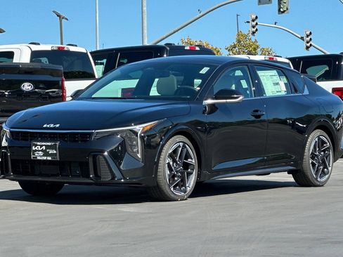New 2026 Kia K4 GT-Line FWD image 8