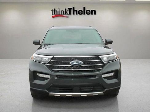 Used 2022 Ford Explorer XLT w/ Equipment Group 202A image 2