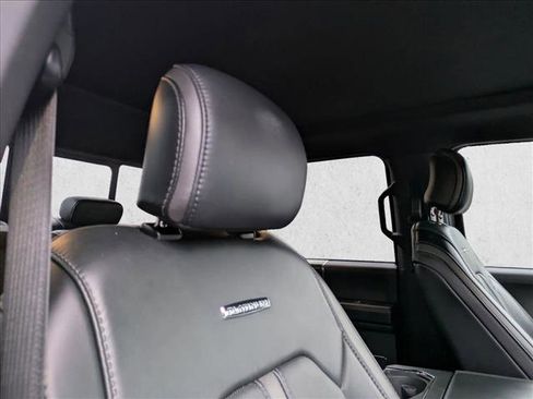 Used 2017 Ford F250 Platinum w/ Platinum Ultimate Package image 15