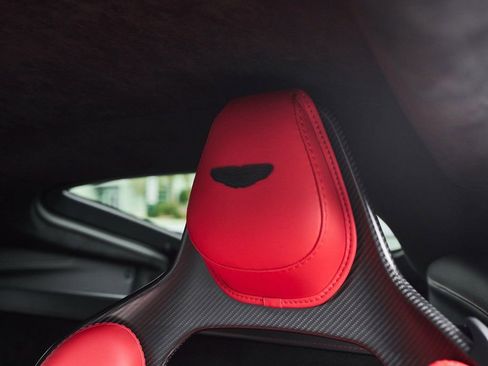 Used 2023 Aston Martin V12 Vantage image 49