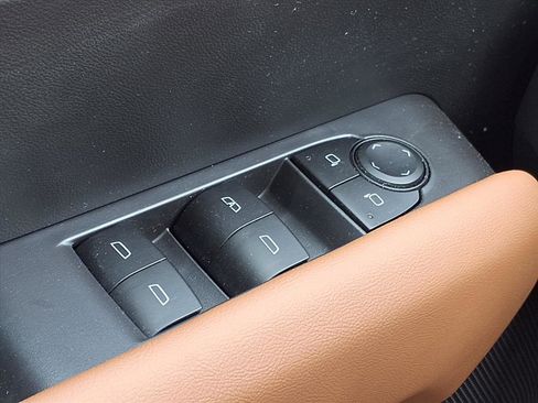 New 2026 GMC Canyon AT4 image 13