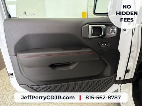 New 2026 Jeep Wrangler Unlimited Rubicon AWD/4WD image 8