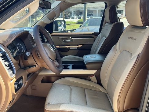 Used 2019 RAM 1500 Laramie image 24