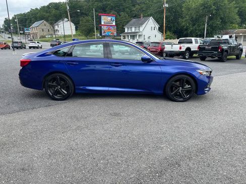 Used 2019 Honda Accord Sport image 9