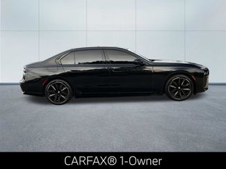 Used 2023 BMW i7 xDrive60 AWD/4WD video 2