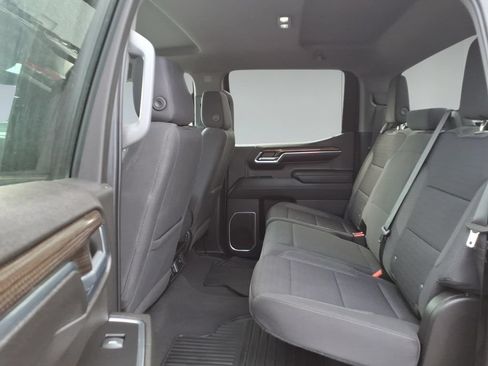 Used 2023 Chevrolet Silverado 1500 LT AWD/4WD image 11