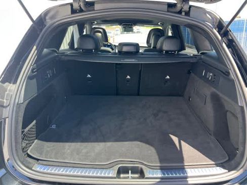 Used 2026 Mercedes-Benz GLC 300 image 11