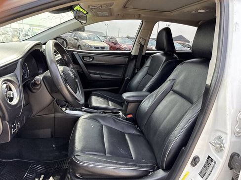 Used 2017 Toyota Corolla XLE image 10
