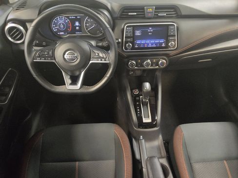 Used 2021 Nissan Versa SR FWD image 22