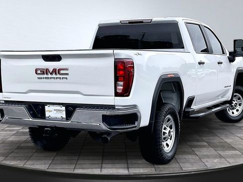 Used 2021 GMC Sierra 3500 4x4 Crew Cab w/ Convenience Package image 2