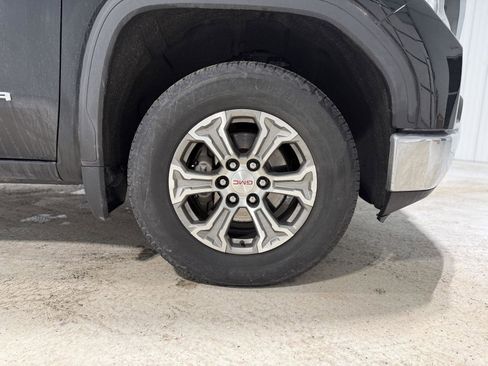 Used 2020 GMC Sierra 1500 SLE w/ SLE Value Package image 31