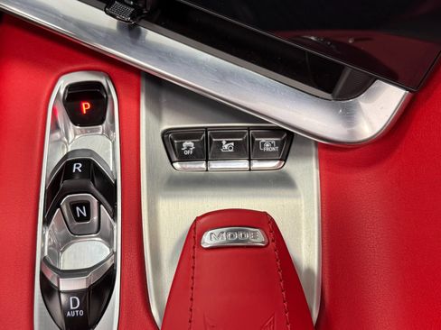 Used 2022 Chevrolet Corvette Stingray Preferred Cpe w/ Z51 Performance Package RWD image 30