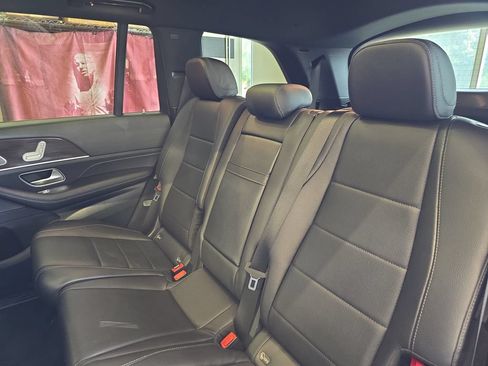 Used 2020 Mercedes-Benz GLS 450 4MATIC image 15