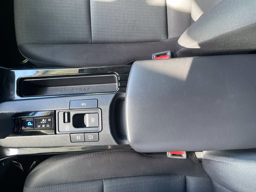 Used 2023 Toyota Prius LE FWD image 25