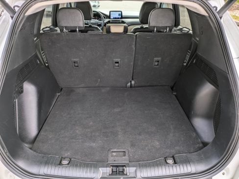 Used 2022 Ford Escape SEL FWD image 18